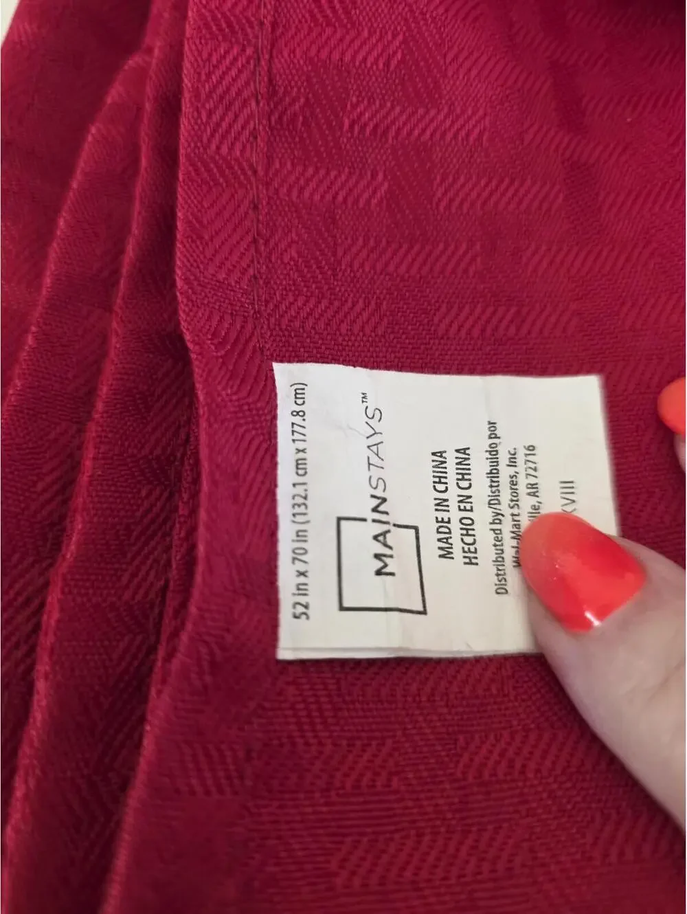 Mainstays Red Rectangular Tablecloth 52 x 70 in [COPY]